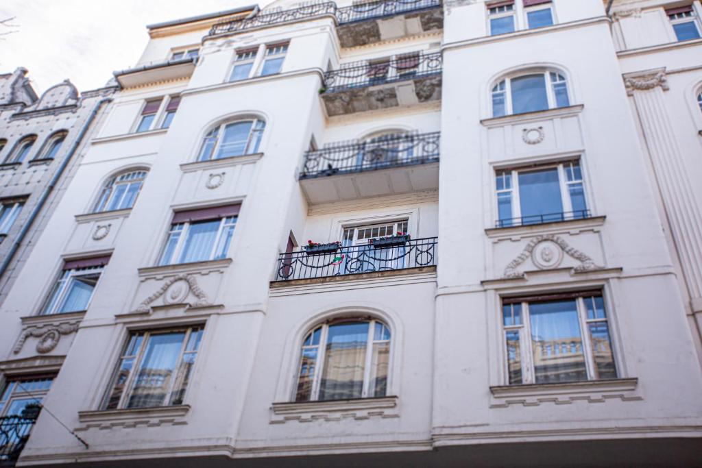 The building in which Az apartmant is located