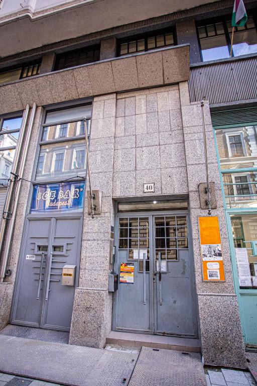 The facade or entrance of Váci Street Studio