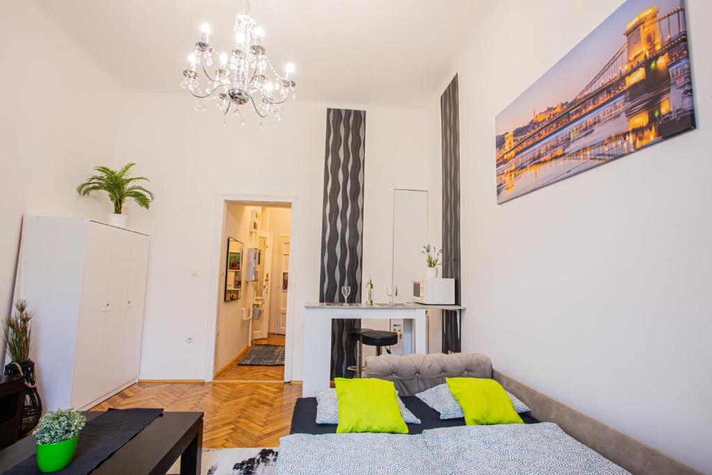 A bed or beds in a room at Váci Street Studio