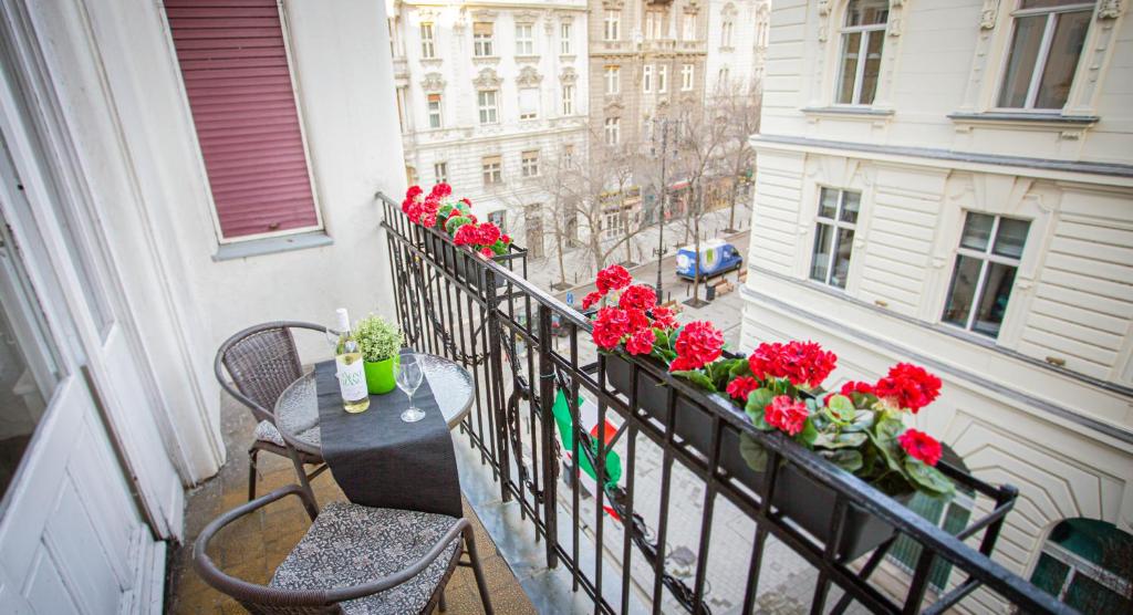 A balcony or terrace at Váci Street Studio