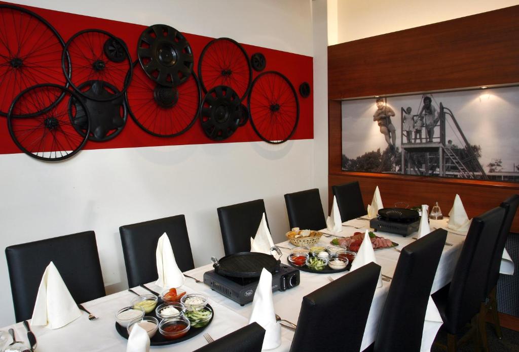 Hotel De Zoete Inval Haarlemmerliede - Resim 24