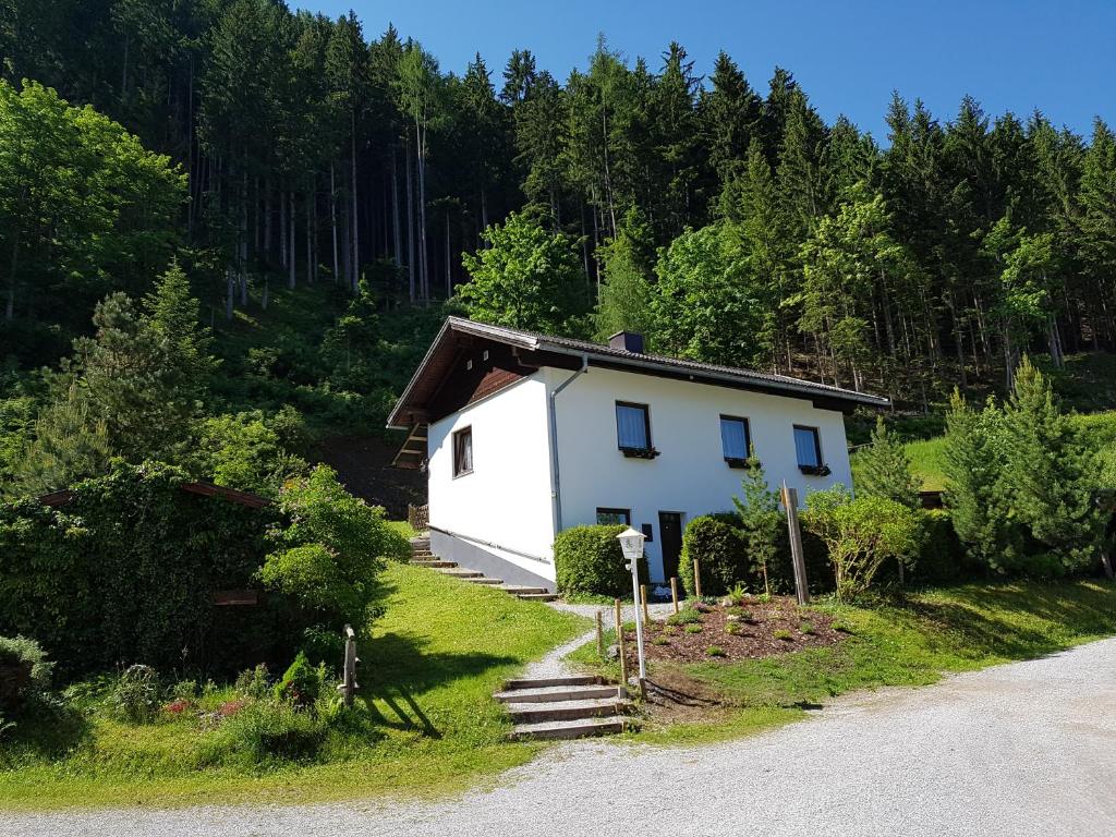 Příroda nedaleko penzionu – hostince