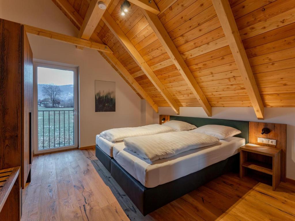 Posteľ alebo postele v izbe v ubytovaní Mountain Chalet Krek Wak Wou
