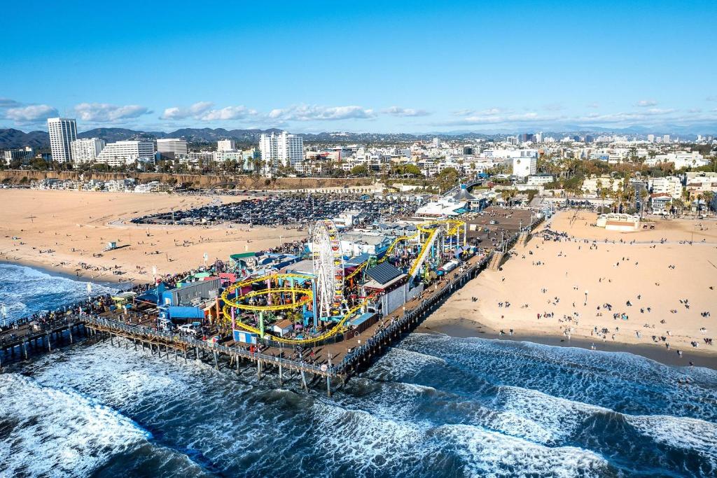 Cozy Apartment at Santa Monica, Los Angeles – Updated 2023 Prices