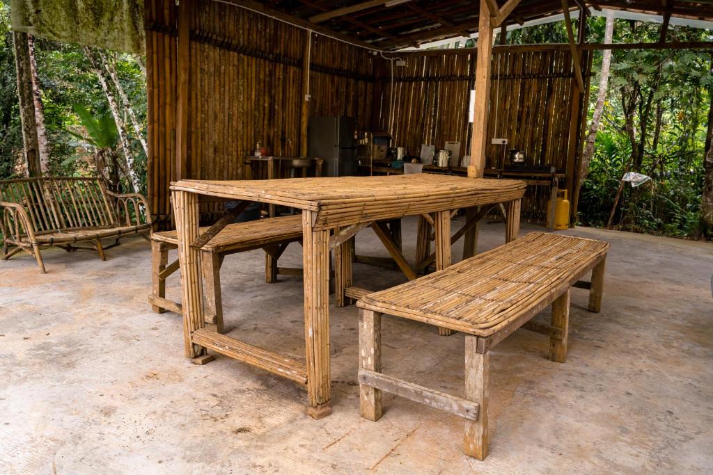 Foto dalla galleria di Rain Forest Inn a Ringlet