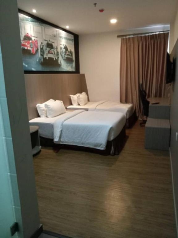 Hype Motorsport Hotel Nilai - Twin Hollywood Supérieur
