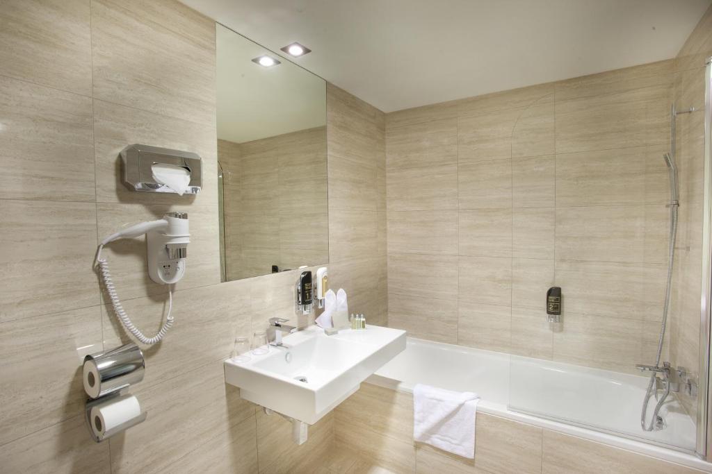 Koupelna v ubytování Grandior Hotel Prague