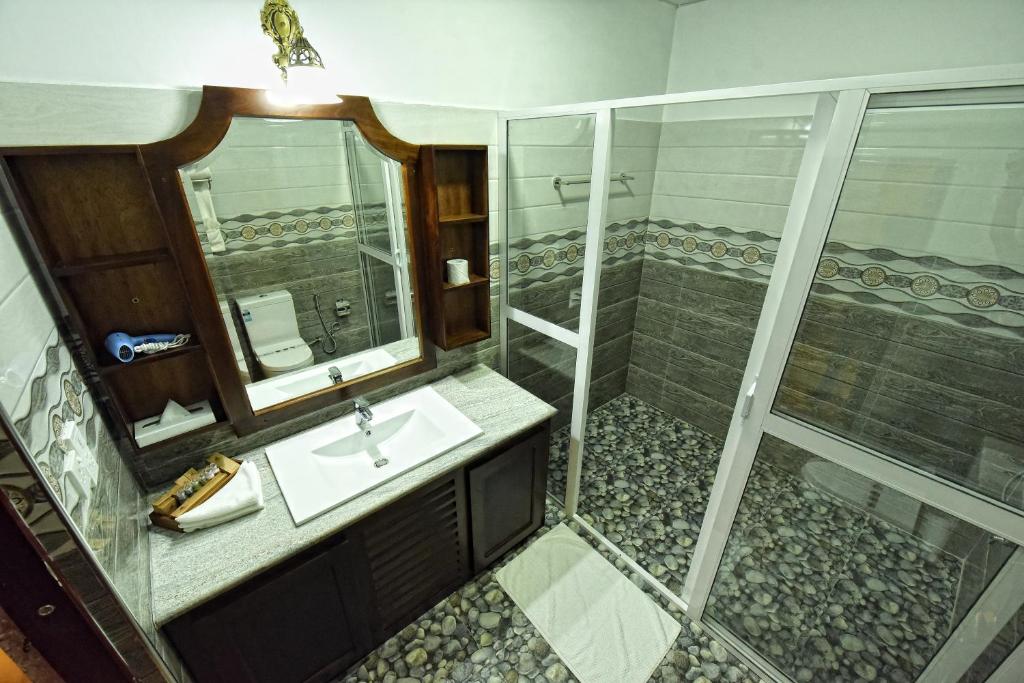 Centauria Wild Resort - 8