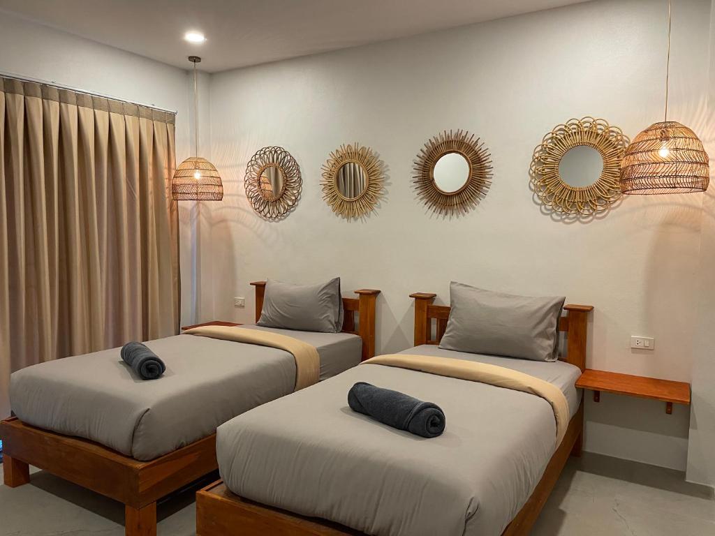 All At Sea Beach Resort - 15