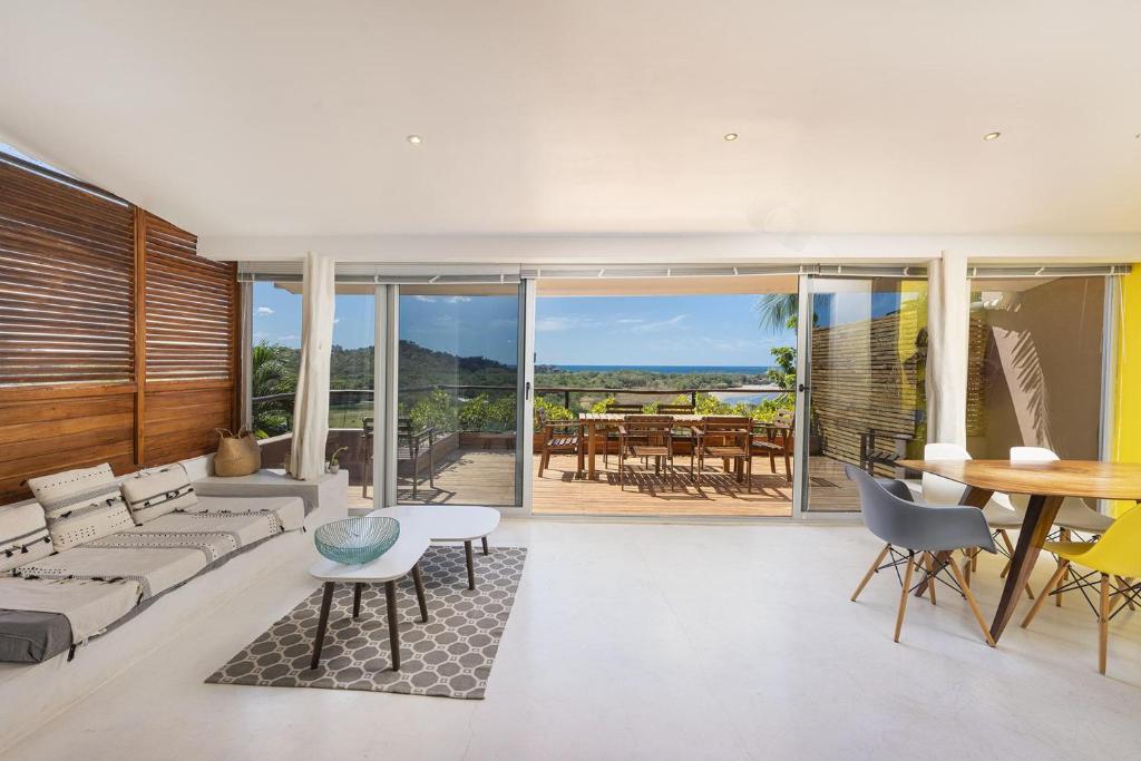 普拉亚弗拉明戈Casa Bahia Sur - Luxury Ocean View 3 Bedroom Home的相册照片