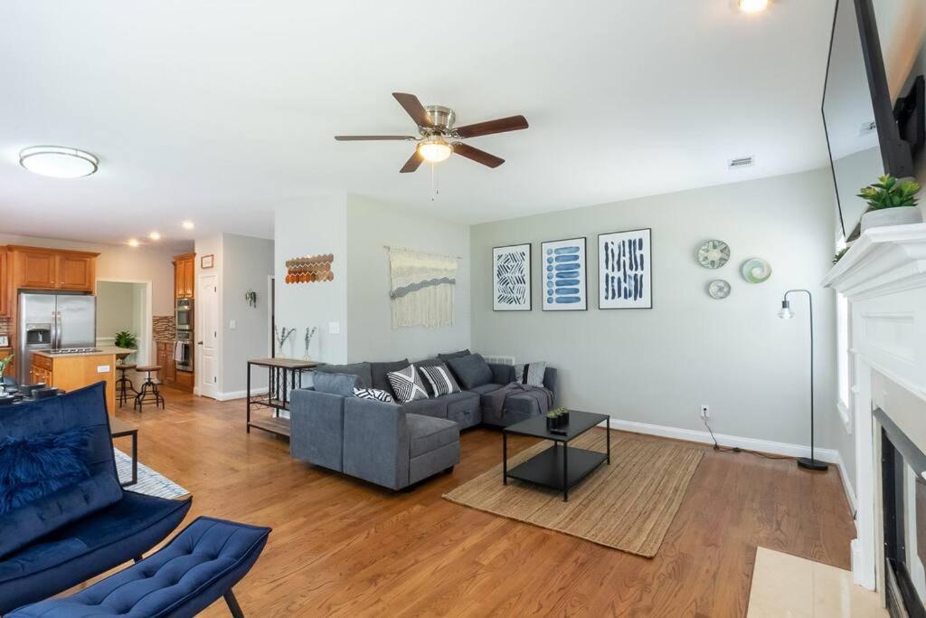 Apartment Beautiful 4BR House Stockbridge Escape, USA