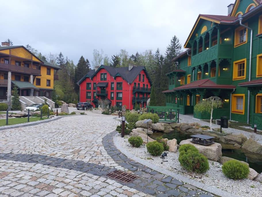 Budova, v ktorej sa apartmán nachádza