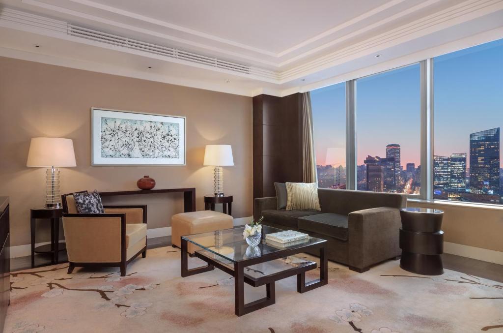 Posezení v ubytování Four Seasons Hotel Beijing