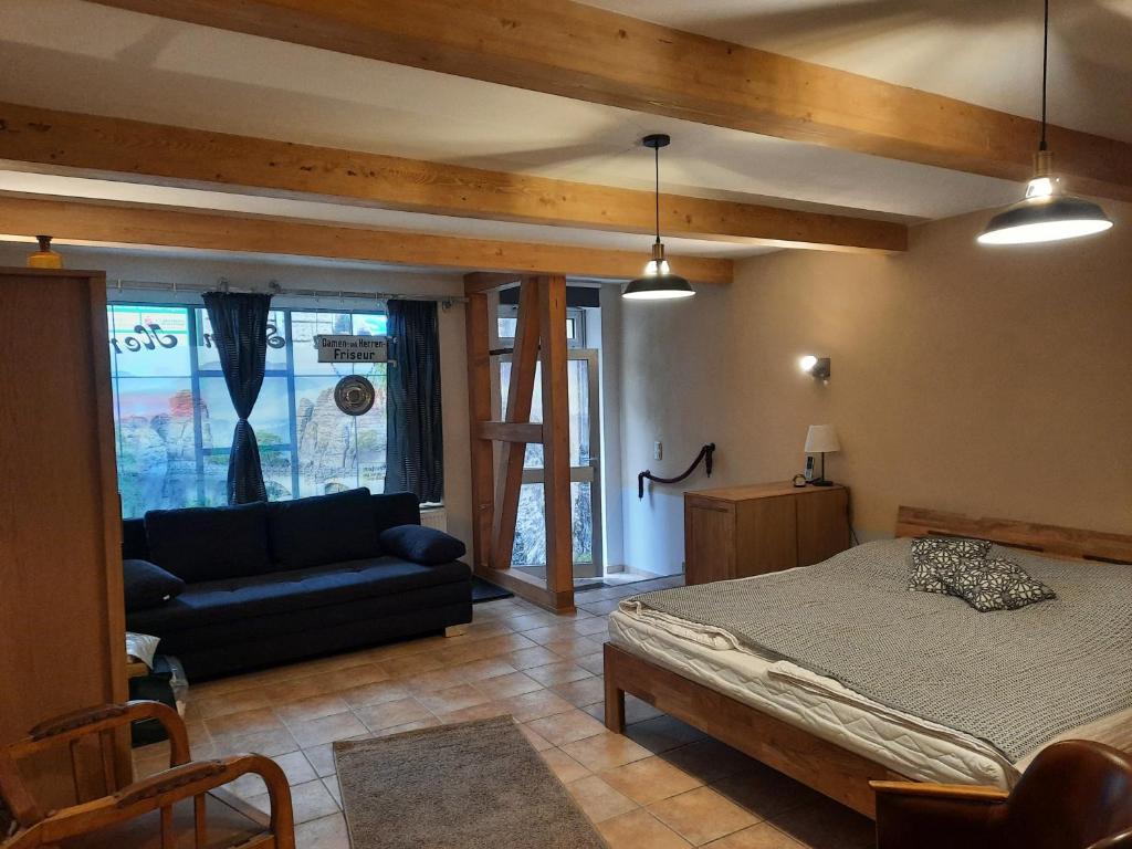 Urlaub im Friseursalon - One-Bedroom Apartment
