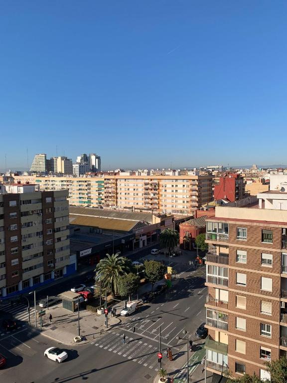 Homestay CITY VIEWS-ROOM 2 PEOPLE shared flat, Valencia ...