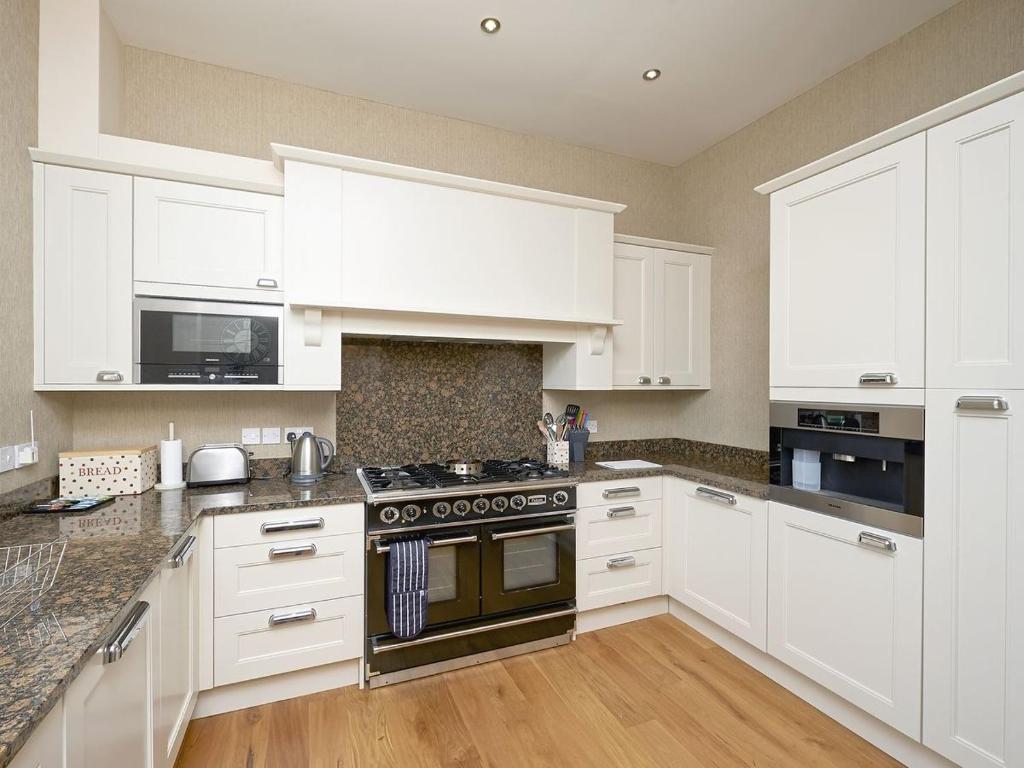 Home Farm Cottages, Glendaruel, Argyll. Scotland - Casa De Tres Dormitorios