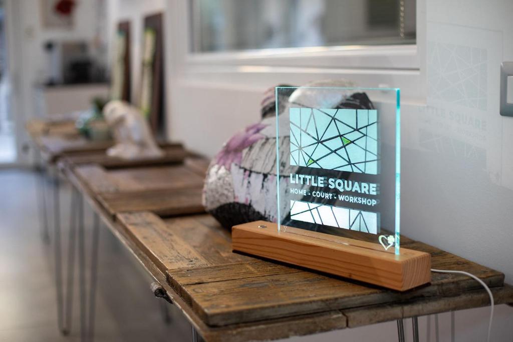 阿罗纳Little Square Arona的相册照片