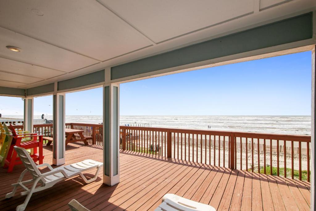 Bermuda Beachfront, Galveston (updated prices 2024)