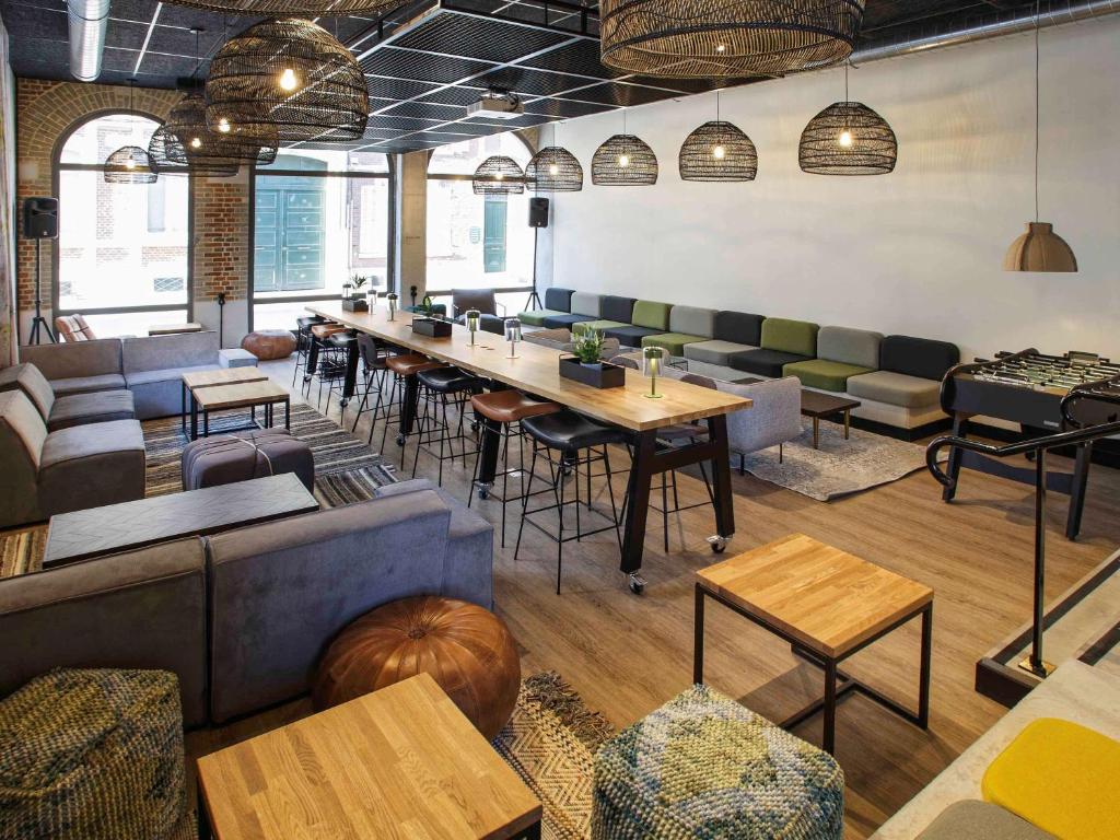 Posezení v ubytování ibis Styles Amiens Centre