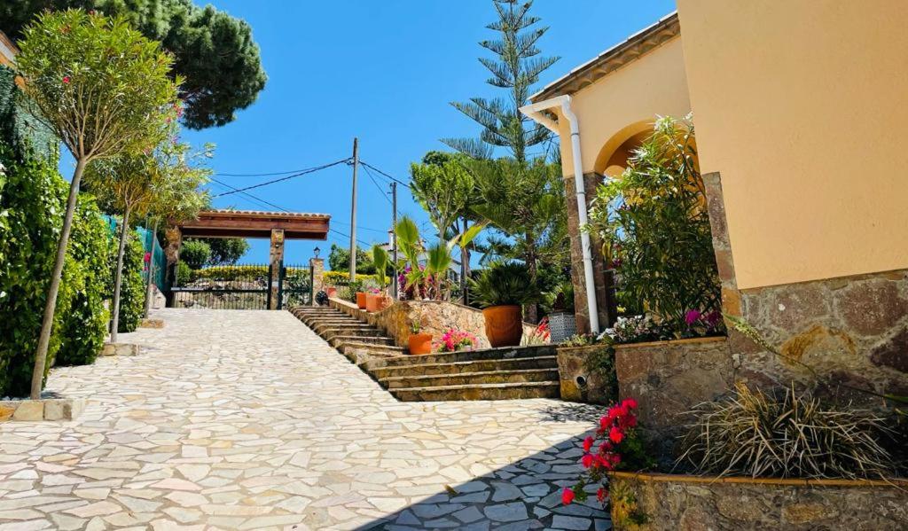 Zahrada ubytování Villa reina by costabravaway