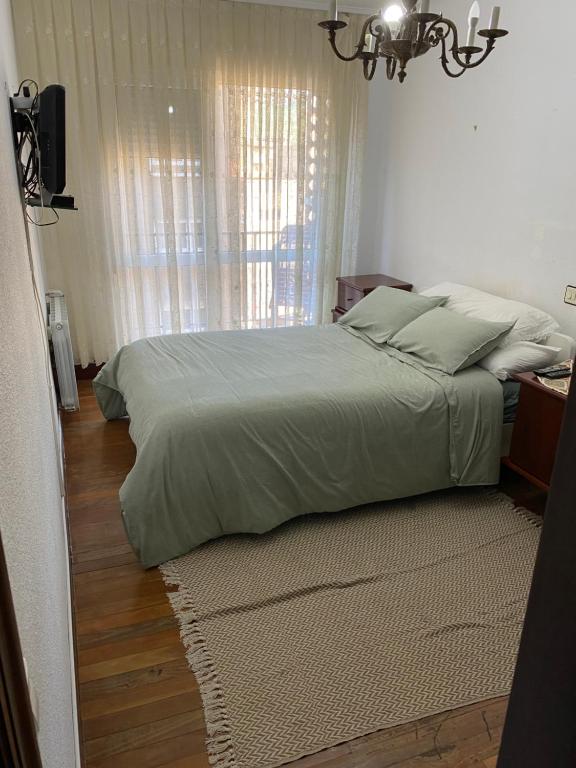 Habitación con balcón y wifi bilbao