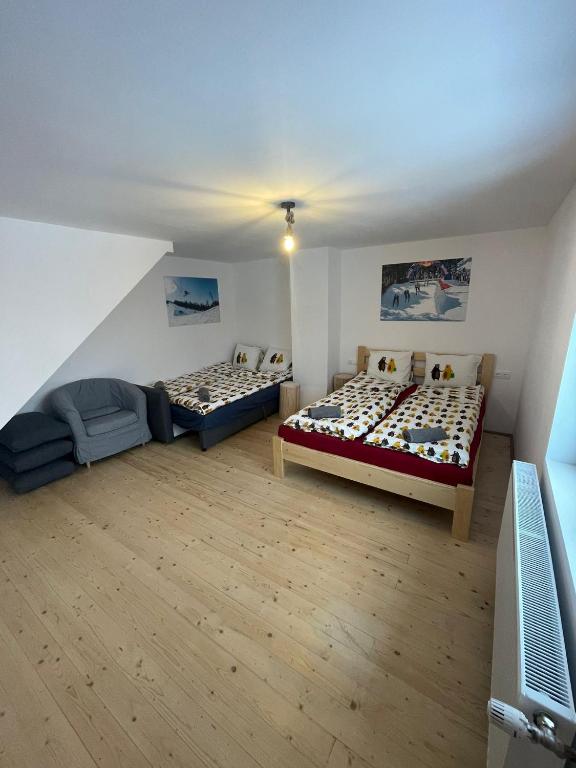 Madarasi Sportbázis - Large Double Room