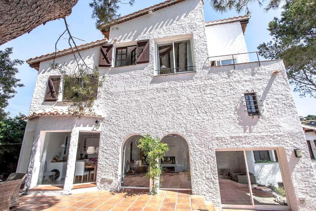 Villa Tarruella, Corbera de Llobregat – Updated 2023 Prices