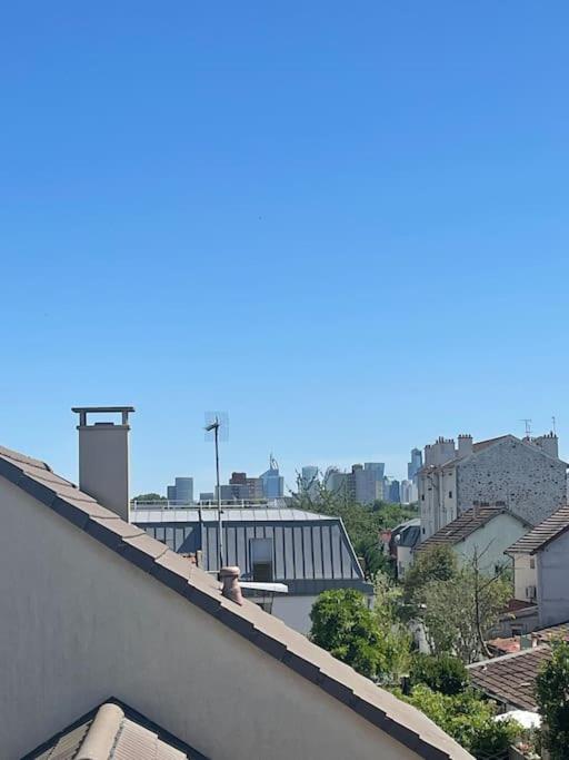Fotografia z galérie ubytovania Appartement 2 pièces à 15 min De la Défense v destinácii Argenteuil