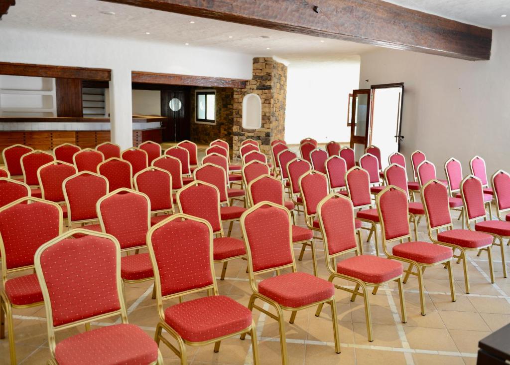 Χώρος καθιστικού στο Hotel Kabila