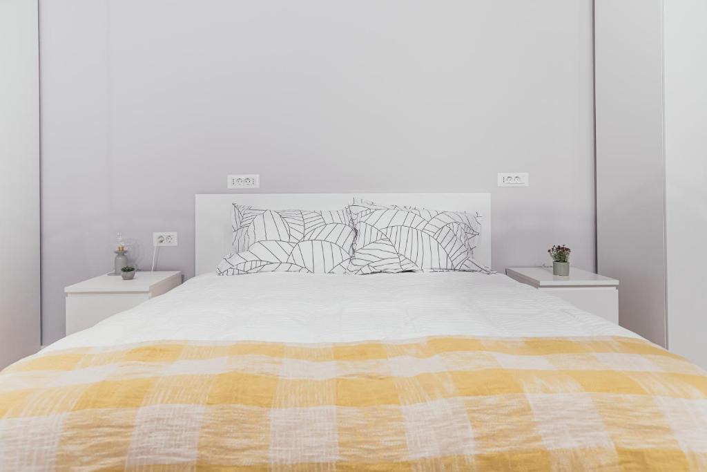 Academy Home - Executive Triple Room