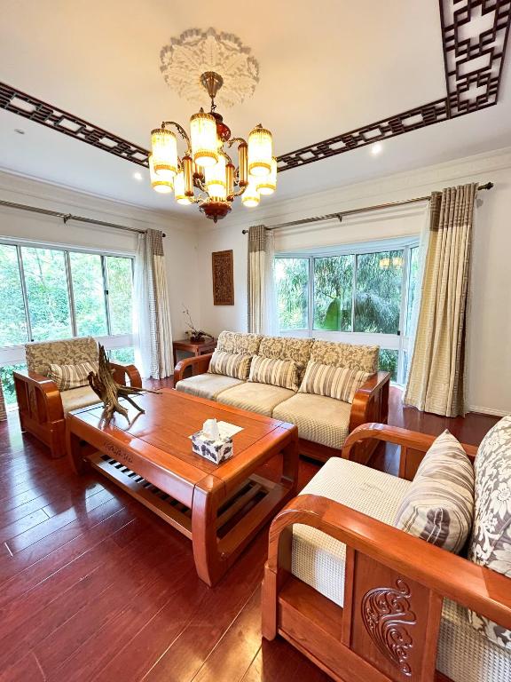 Fun Family Holiday Home Dural, Dural (updated prices 2024)