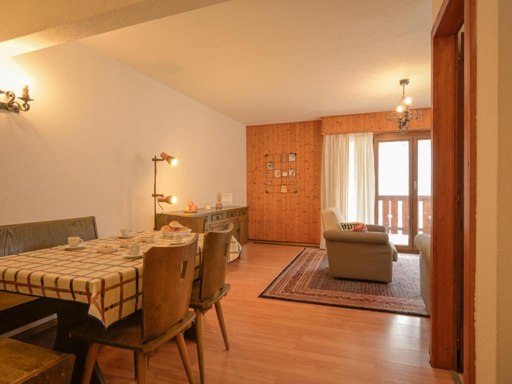 Posezení v ubytování Apartment Dent Favre A 5 by Interhome