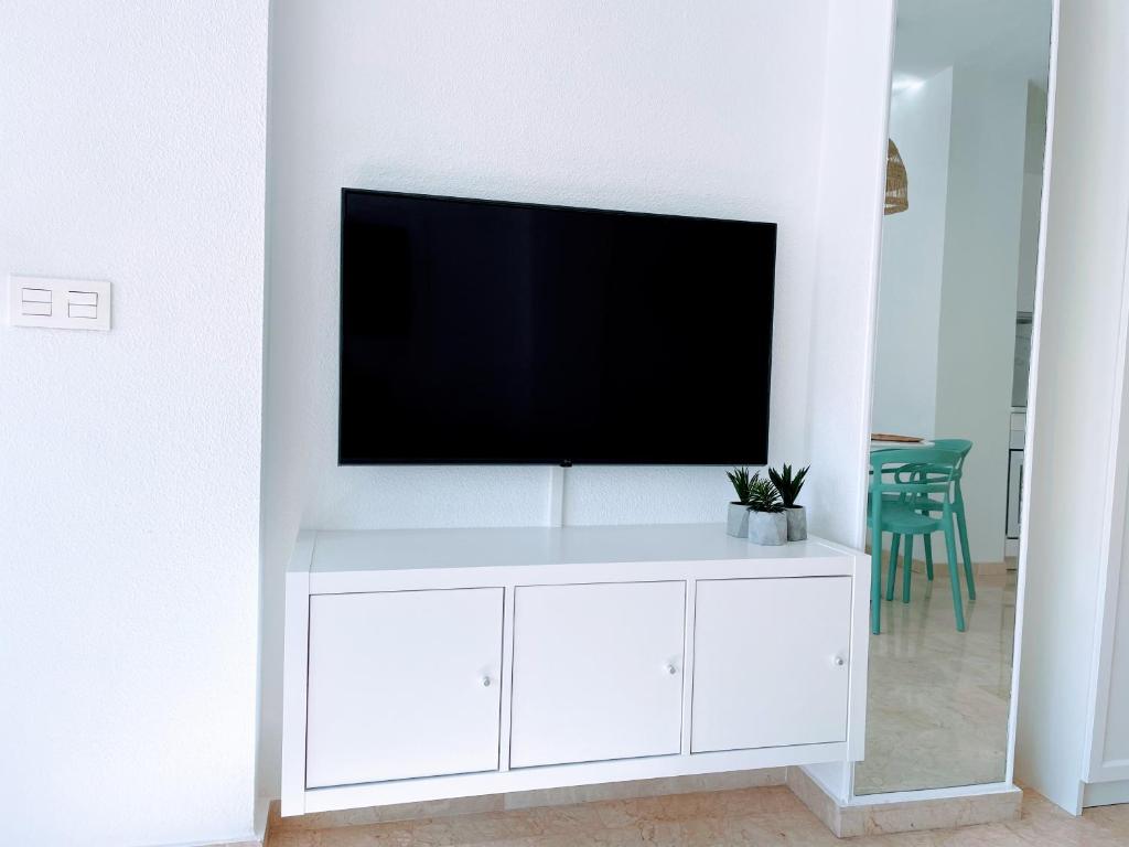A television and/or entertainment centre at Santa Barbara Playa Albir