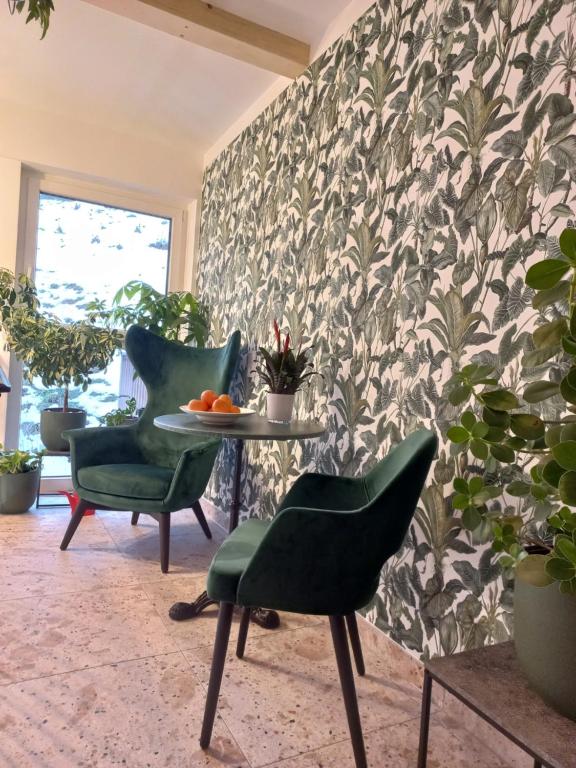 A seating area at Laudach INN