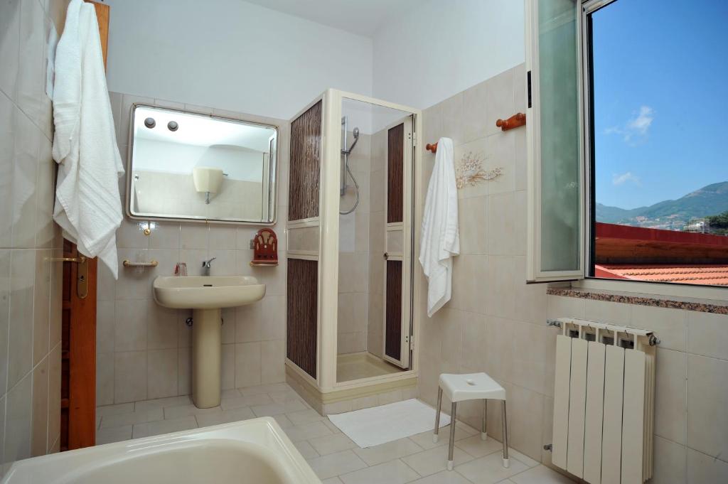 Albachiara - Two-Bedroom Apartment