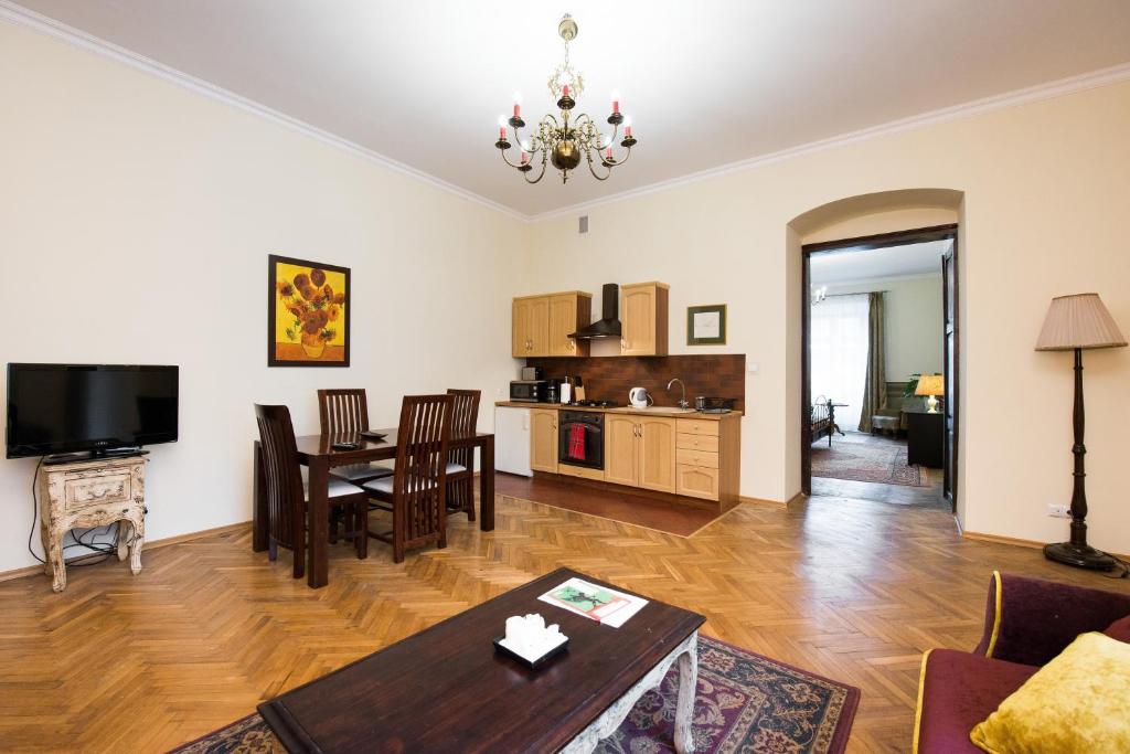 Apartamenty Gołębia 3 - 8