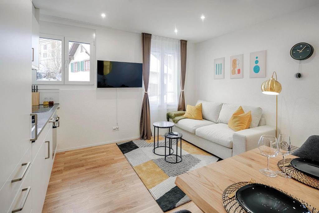 St Georgen-Strasse Studios by VISIMO - Design, City, Nature - Resim 20