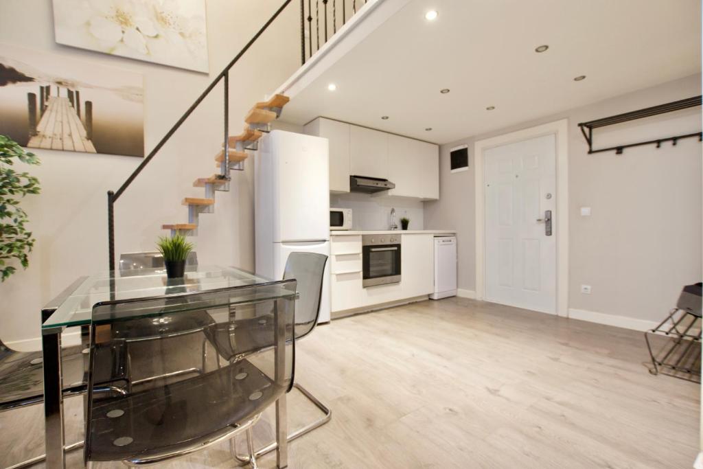 Flatiron Budapest Building - By Hi5 - Duplex Apartment