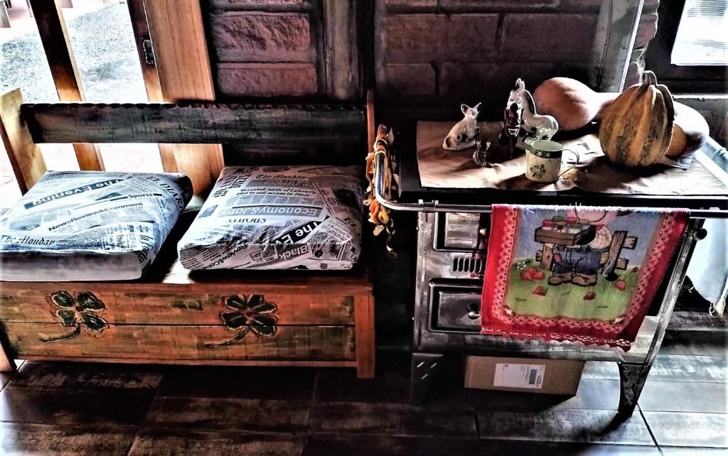 Kuchyň nebo kuchyňský kout v ubytování Hostel CASA DA PEDRA CHATA
