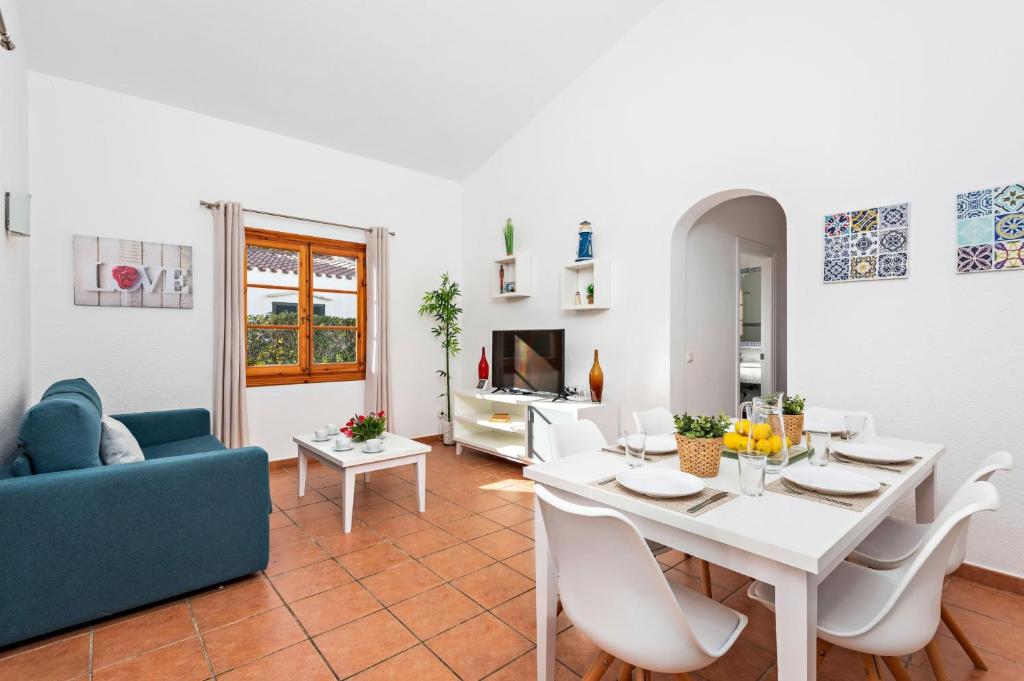 Posedenie v ubytovaní Villa Belen by Villa Plus