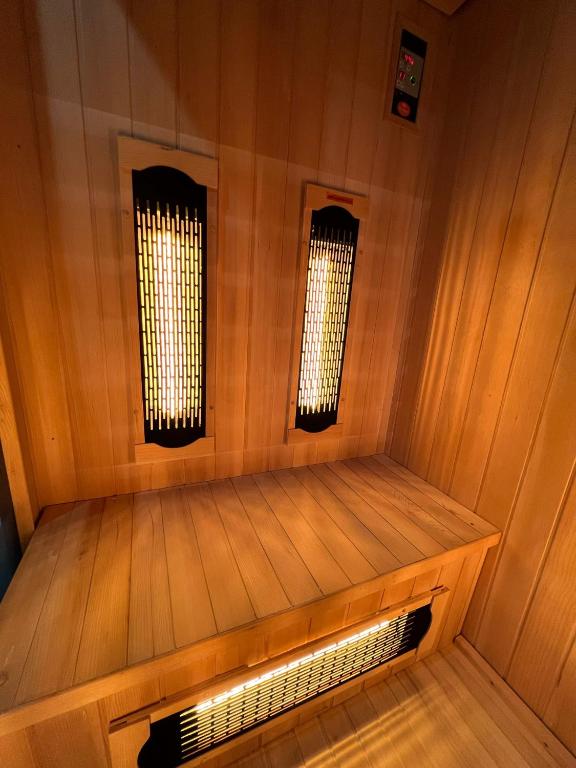 Fotografia z galérie ubytovania Privilège Spa, jacuzzi & Sauna v destinácii Varois-et-Chaignot