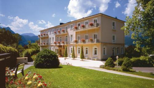 Nespecifikovaný výhled na hory nebo výhled na hory při pohledu z hotelu