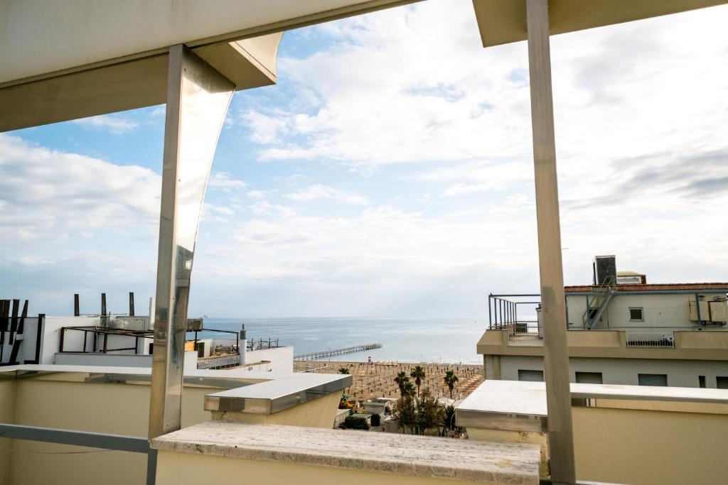 Nespecifikovaný výhled na moře nebo výhled na moře při pohledu z hotelu