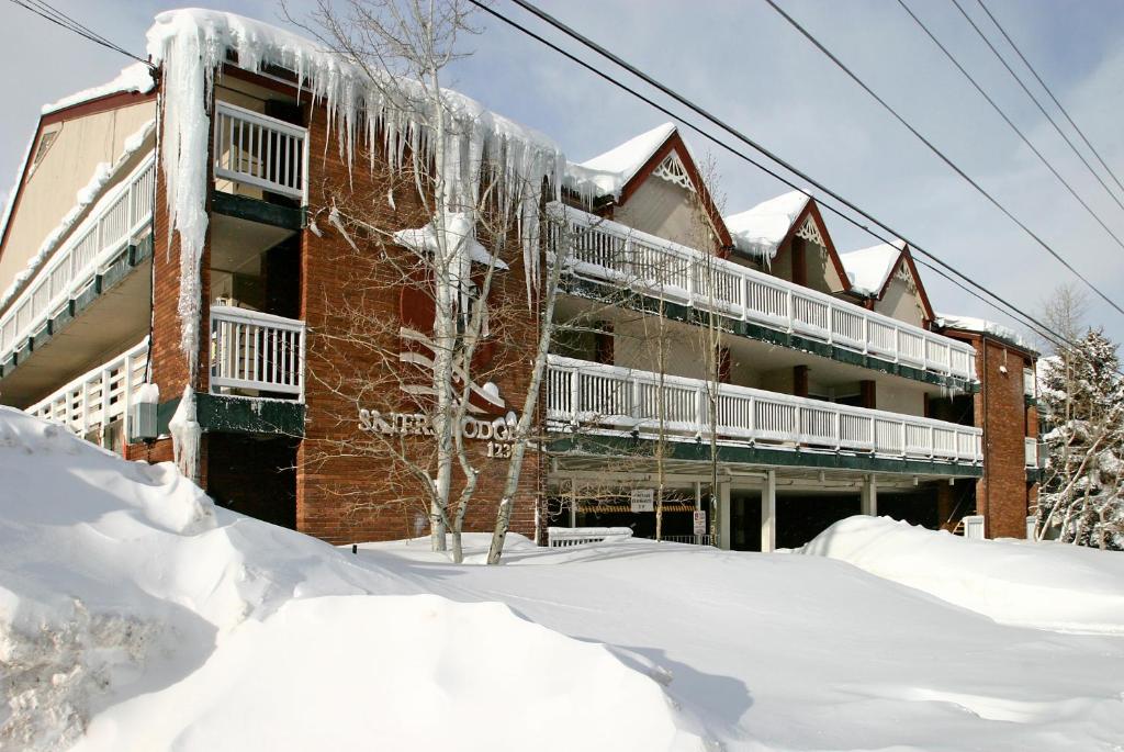 Το Skiers Lodge τον χειμώνα