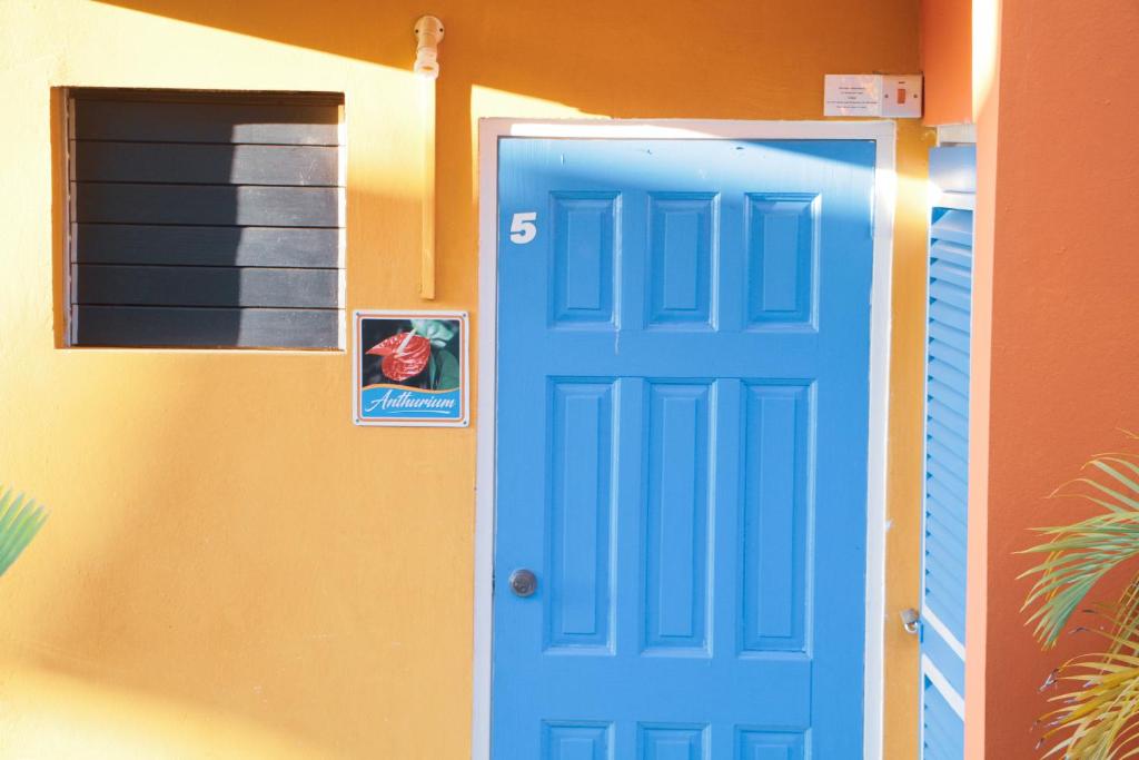 Fotografie z fotogalerie ubytování Buttercup Cottage Apartments v destinaci Arnos Vale