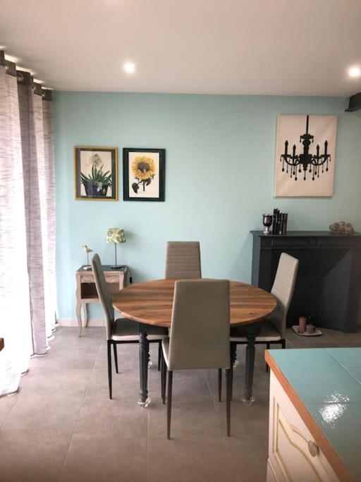 Fotografia z galérie ubytovania Maison Gîte Spa privatifs 35m2 v destinácii Courson