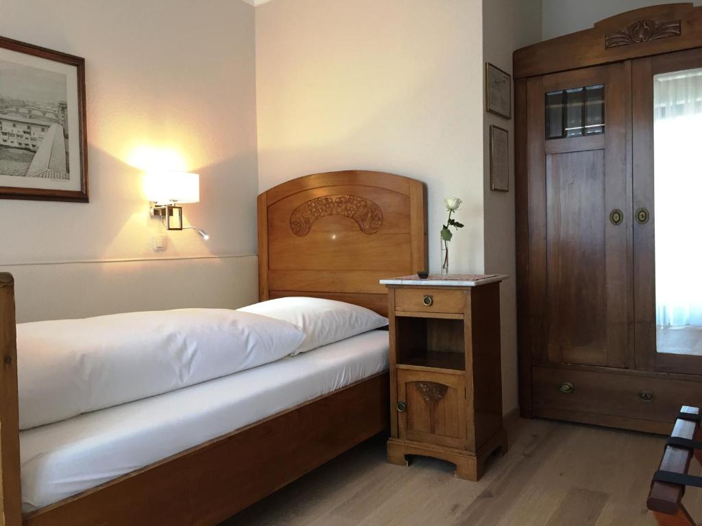 Postel nebo postele na pokoji v ubytování Hotel Sollner Hof
