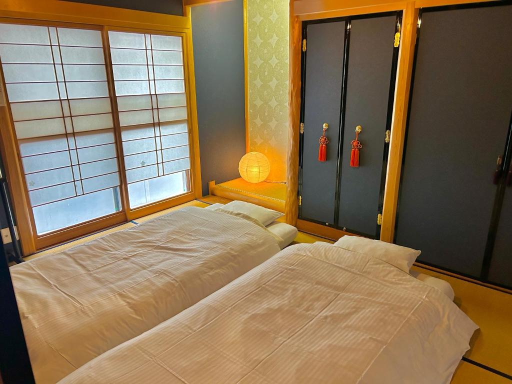 旅籠屋ゆいまーる房間的床
