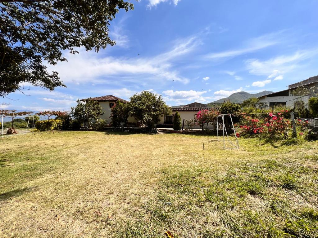 Beautiful Country House La Providencia - Housity