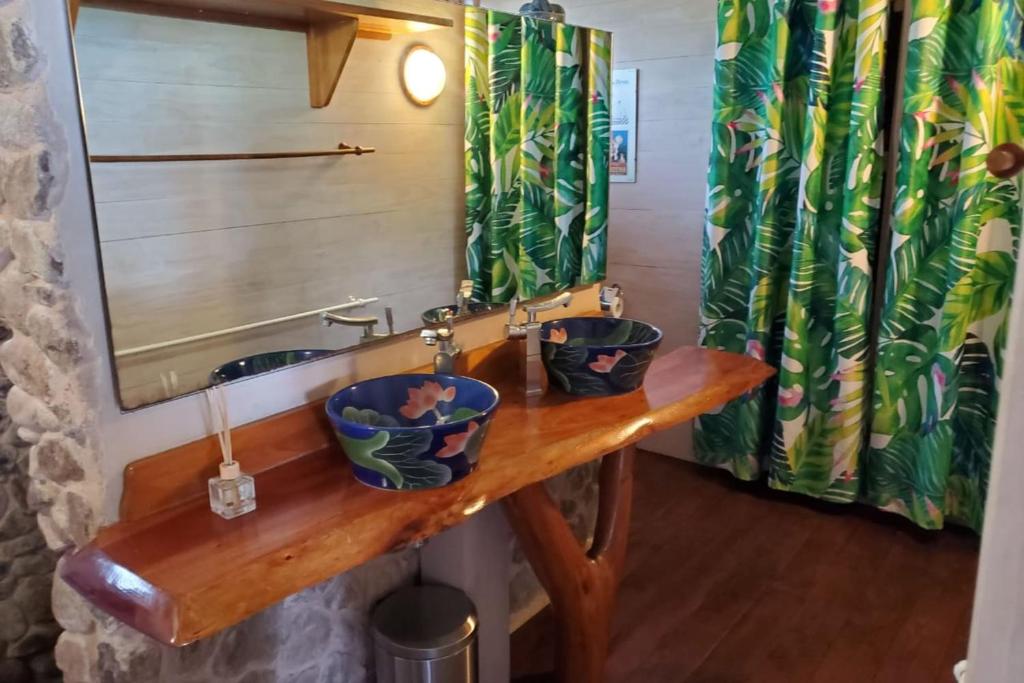 Kuvagallerian kuva majoituspaikasta Cottage Miti Reva, joka sijaitsee kohteessa Haapiti
